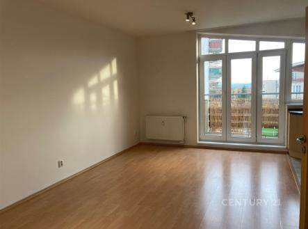 . | Pronájem bytu, 2+kk, 83 m²