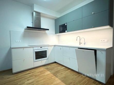 . | Pronájem bytu, 3+kk, 87 m²