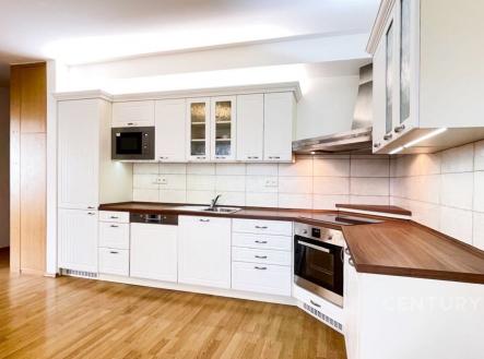 . | Pronájem bytu, 3+kk, 78 m²