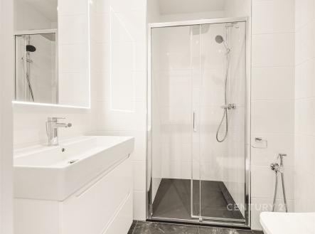 . | Pronájem bytu, 2+kk, 40 m²