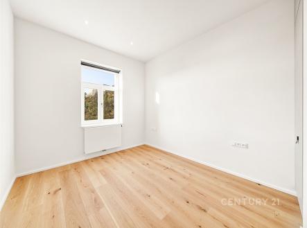 . | Pronájem bytu, 2+kk, 40 m²