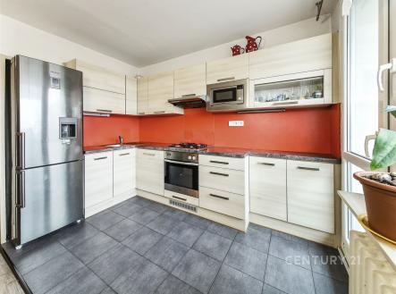 . | Prodej bytu, 3+kk, 75 m²