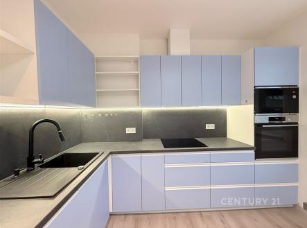 . | Pronájem bytu, 2+1, 68 m²