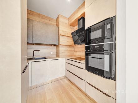 . | Pronájem bytu, 2+kk, 40 m²