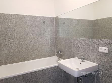 . | Pronájem bytu, 2+kk, 51 m²