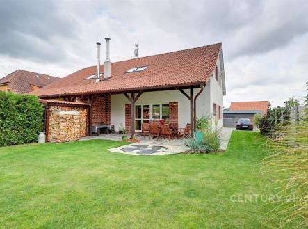 . | Prodej - dům/vila, 143 m²