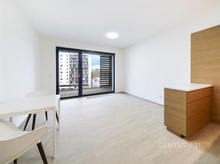 . | Pronájem bytu, 1+kk, 40 m²