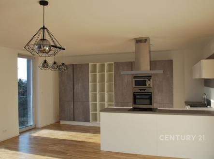 . | Pronájem bytu, 3+kk, 86 m²