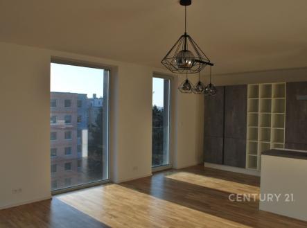 . | Pronájem bytu, 3+kk, 86 m²