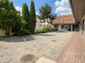 Prodej - nájemní dům, 758 m²