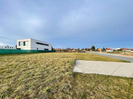. | Prodej - pozemek pro bydlení, 949 m²