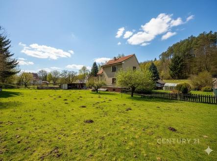 . | Prodej - pozemek pro bydlení, 2 000 m²