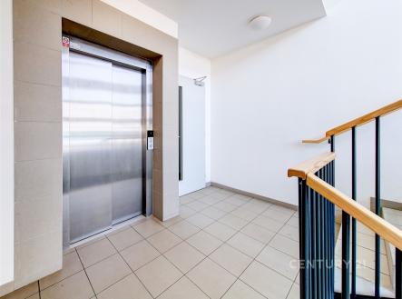 . | Prodej bytu, 4+kk, 117 m²