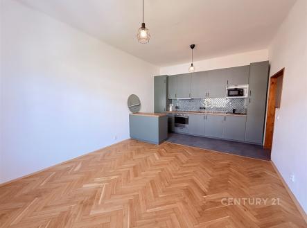 . | Pronájem bytu, 2+kk, 50 m²