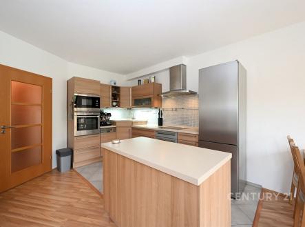 . | Prodej bytu, 3+kk, 100 m²