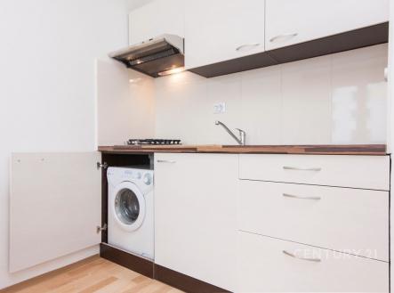 . | Pronájem bytu, 1+kk, 23 m²