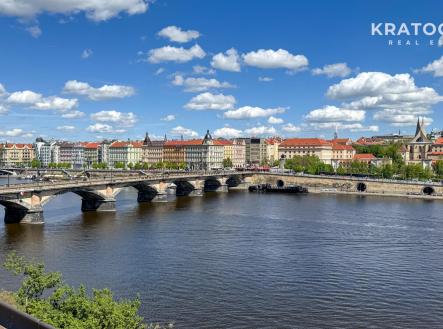 Pronájem bytu, 3+kk, 116 m²