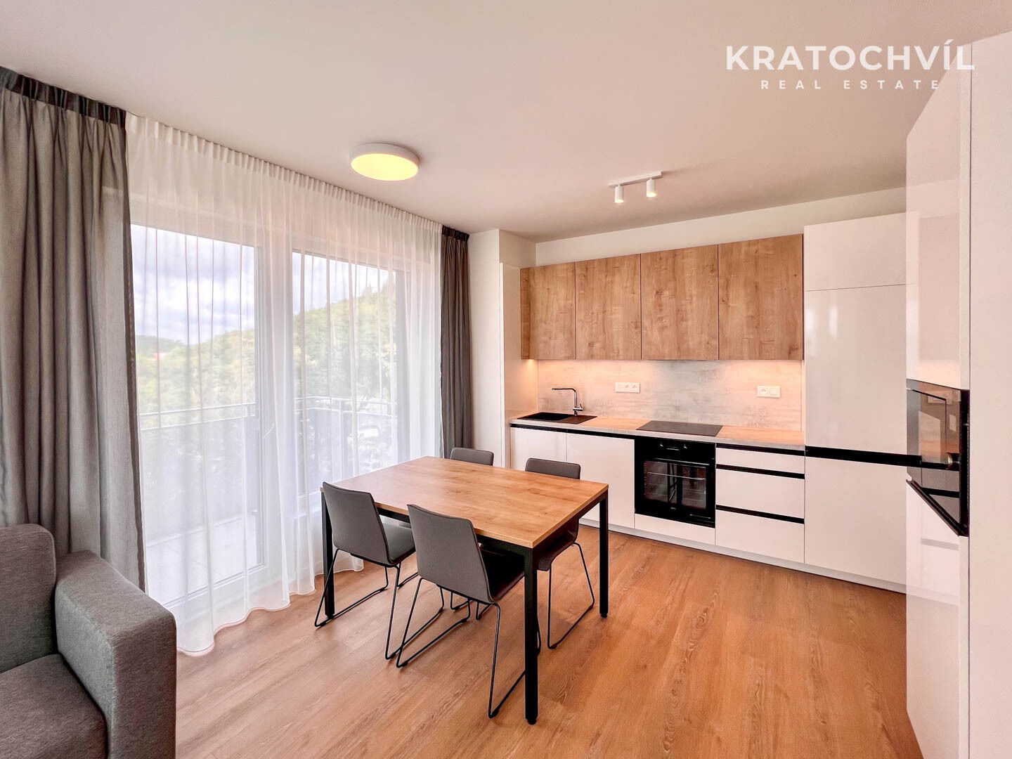 3+kk 64m2 + lodžie 12 m2, Praha 4 - Michle, Novostavba