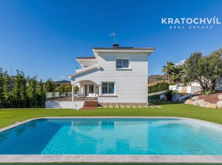 Prodej - dům/vila, 600 m²