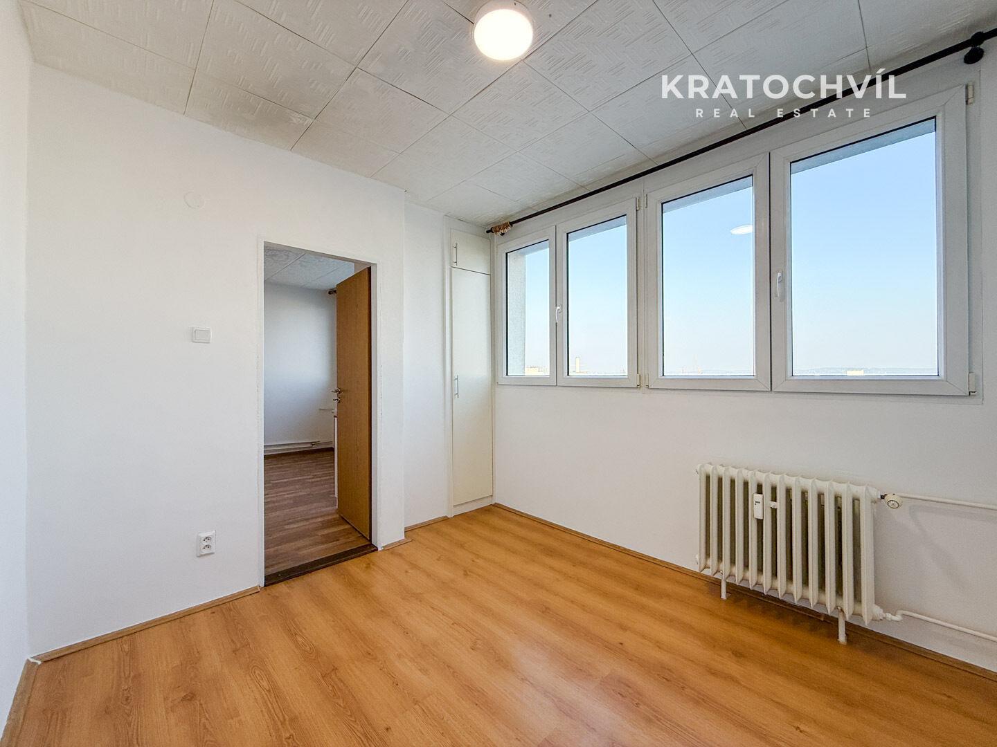 Pronájem bytu 2+kk, 44 m2, Mladá Boleslav, po rekonstrukci, výhled