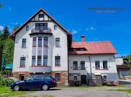 Prodej - hotel, 505 m²