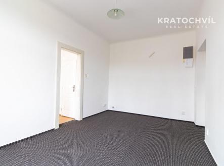 Pronájem bytu, 1+kk, 26 m²
