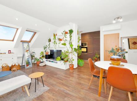 6.jpg | Prodej bytu, 2+kk, 81 m²