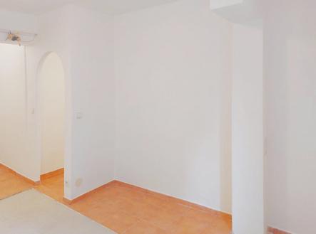 img-20260501-wa0027.jpg | Prodej bytu, 1+kk, 24 m²